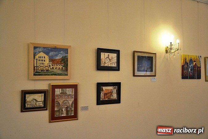Zdjęcie w galerii na portalu naszraciborz.pl: Wernisaż podsumował plener artystyczny na zamku  wiadomości z regionu