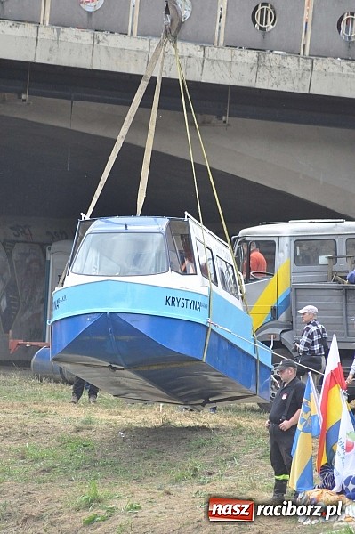 Zdjęcie w galerii na portalu naszraciborz.pl: Rekordowe bajkowe jubileuszowe Pływadło wiadomości z regionu