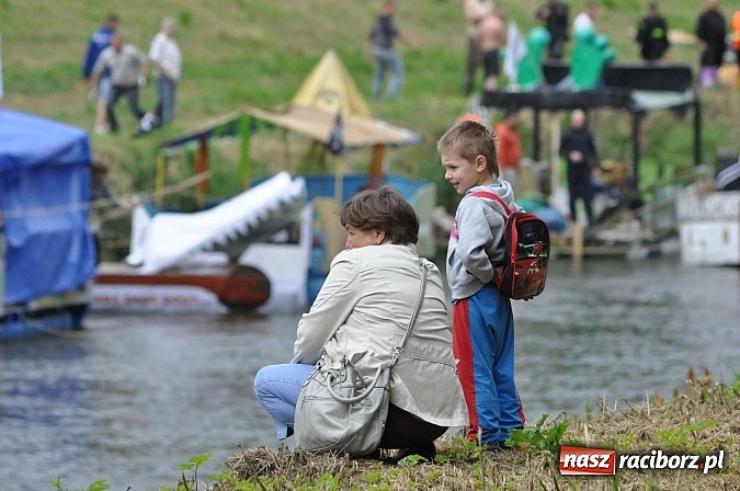 Zdjęcie w galerii na portalu naszraciborz.pl: Rekordowe bajkowe jubileuszowe Pływadło wiadomości z regionu