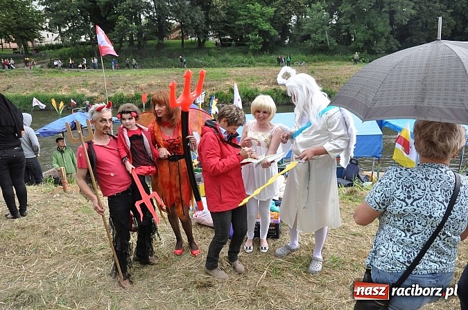 Zdjęcie w galerii na portalu naszraciborz.pl: Rekordowe bajkowe jubileuszowe Pływadło wiadomości z regionu