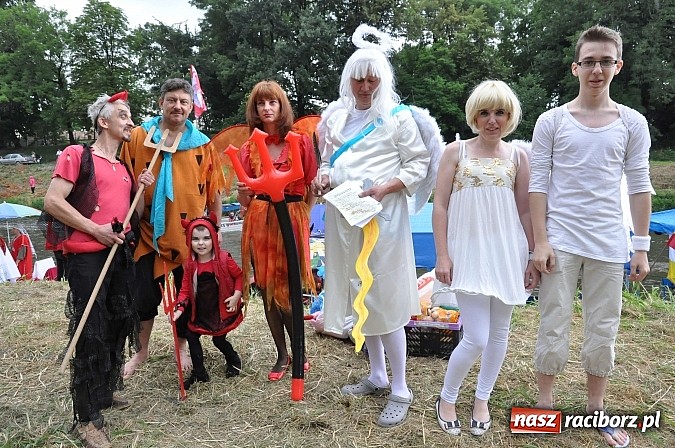 Zdjęcie w galerii na portalu naszraciborz.pl: Rekordowe bajkowe jubileuszowe Pływadło wiadomości z regionu