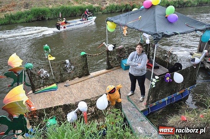 Zdjęcie w galerii na portalu naszraciborz.pl: Rekordowe bajkowe jubileuszowe Pływadło wiadomości z regionu