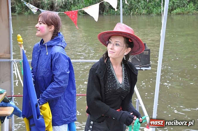 Zdjęcie w galerii na portalu naszraciborz.pl: Rekordowe bajkowe jubileuszowe Pływadło wiadomości z regionu