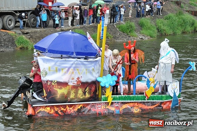 Zdjęcie w galerii na portalu naszraciborz.pl: Rekordowe bajkowe jubileuszowe Pływadło wiadomości z regionu