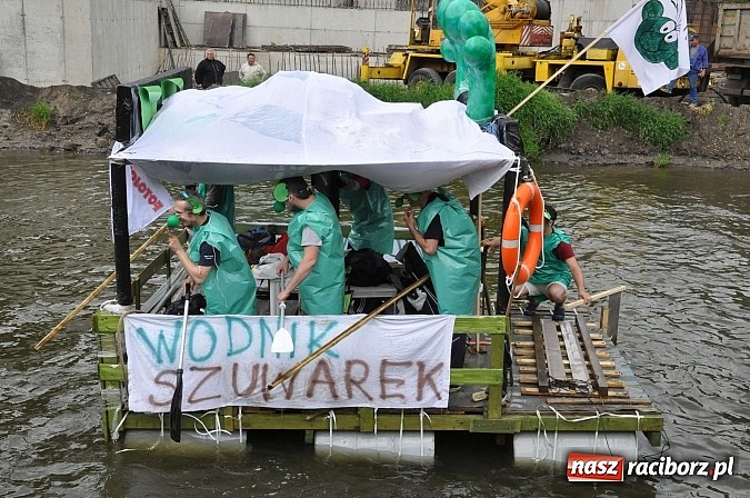 Zdjęcie w galerii na portalu naszraciborz.pl: Rekordowe bajkowe jubileuszowe Pływadło wiadomości z regionu