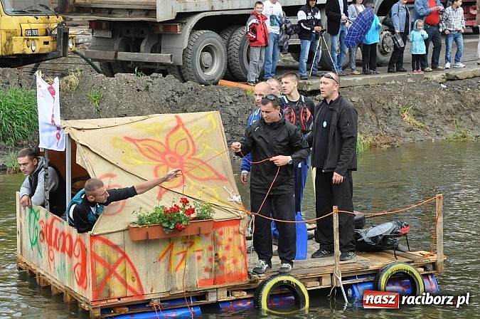 Zdjęcie w galerii na portalu naszraciborz.pl: Rekordowe bajkowe jubileuszowe Pływadło wiadomości z regionu