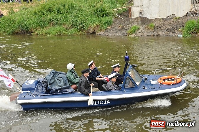 Zdjęcie w galerii na portalu naszraciborz.pl: Rekordowe bajkowe jubileuszowe Pływadło wiadomości z regionu