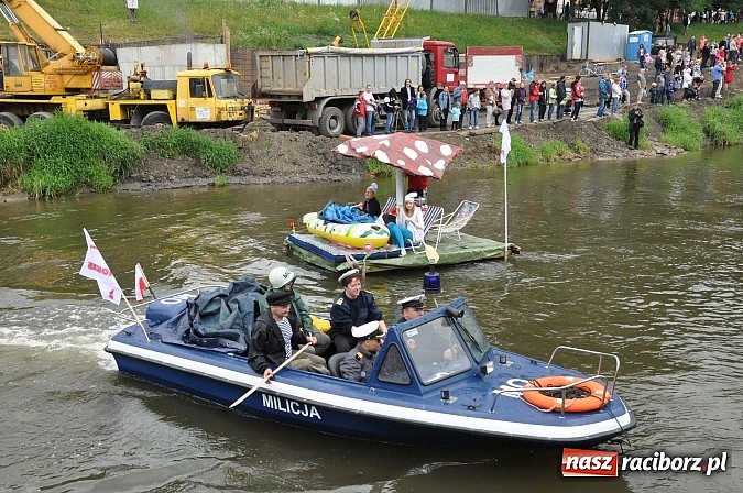 Zdjęcie w galerii na portalu naszraciborz.pl: Rekordowe bajkowe jubileuszowe Pływadło wiadomości z regionu