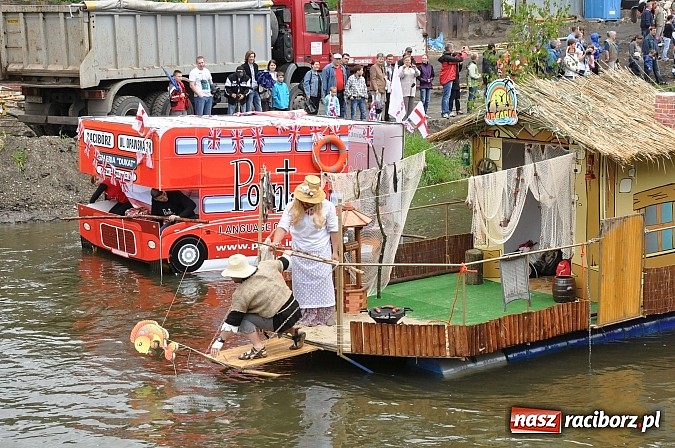 Zdjęcie w galerii na portalu naszraciborz.pl: Rekordowe bajkowe jubileuszowe Pływadło wiadomości z regionu