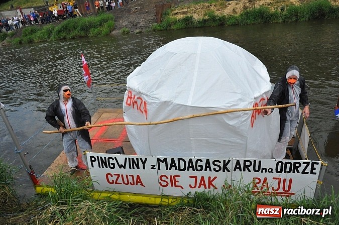 Zdjęcie w galerii na portalu naszraciborz.pl: Rekordowe bajkowe jubileuszowe Pływadło wiadomości z regionu