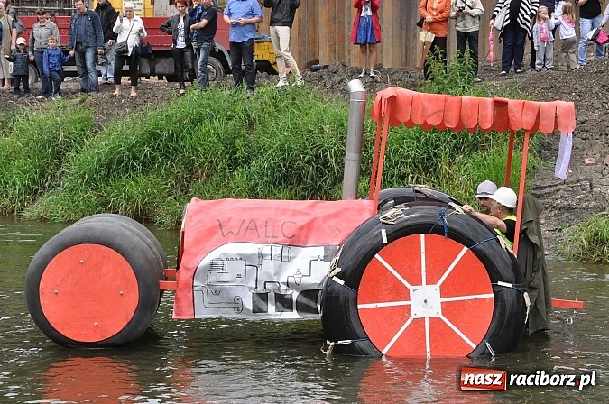 Zdjęcie w galerii na portalu naszraciborz.pl: Rekordowe bajkowe jubileuszowe Pływadło wiadomości z regionu