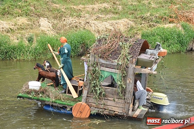Zdjęcie w galerii na portalu naszraciborz.pl: Rekordowe bajkowe jubileuszowe Pływadło wiadomości z regionu