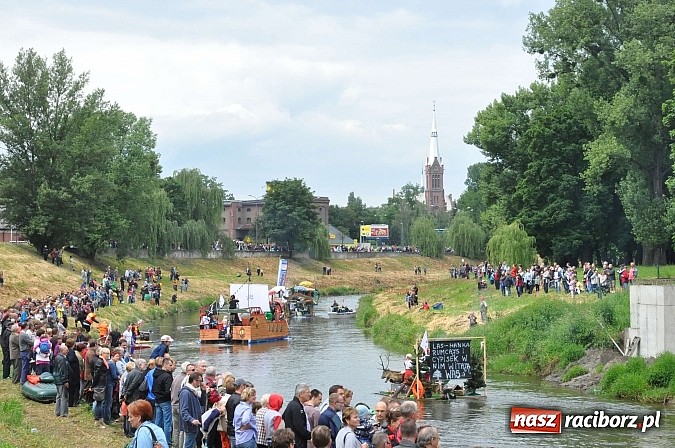 Zdjęcie w galerii na portalu naszraciborz.pl: Rekordowe bajkowe jubileuszowe Pływadło wiadomości z regionu