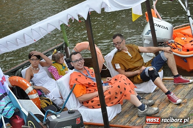 Zdjęcie w galerii na portalu naszraciborz.pl: Odrą spływamy, bajki opowiadamy wiadomości z regionu