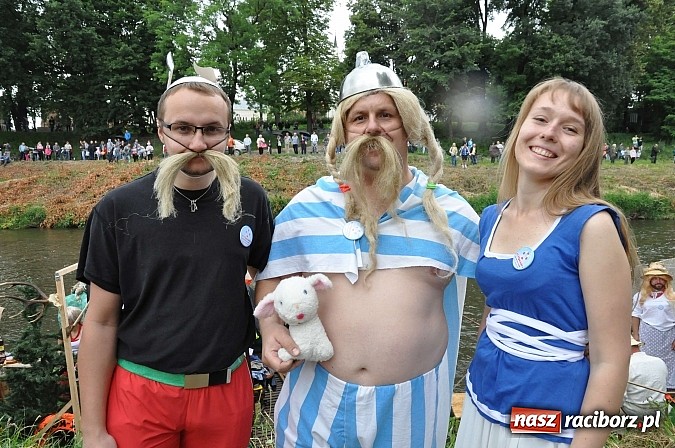 Zdjęcie w galerii na portalu naszraciborz.pl: Odrą spływamy, bajki opowiadamy wiadomości z regionu