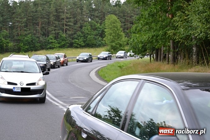 Zdjęcie w galerii na portalu naszraciborz.pl: Kierująca motocyklem wypadła z drogi przed Jankowicami wiadomości z regionu