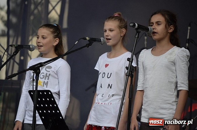 Zdjęcie w galerii na portalu naszraciborz.pl: Zespoły Raciborskiego Centrum Kultury na Dniach Raciborza. Perspektywa, Pozytywa i 60+ wiadomości z regionu