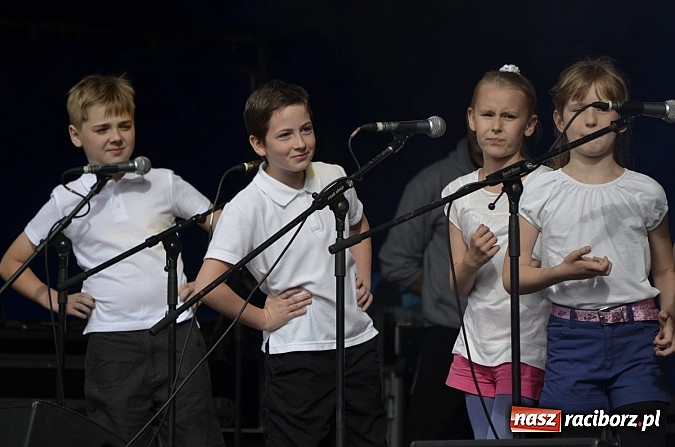Zdjęcie w galerii na portalu naszraciborz.pl: Zespoły Raciborskiego Centrum Kultury na Dniach Raciborza. Perspektywa, Pozytywa i 60+ wiadomości z regionu