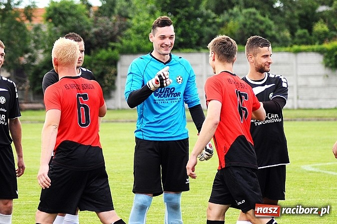 Zdjęcie w galerii na portalu naszraciborz.pl: Hat-trick Ekierta nie wystarczył. Tworków w klasie okręgowej wiadomości z regionu