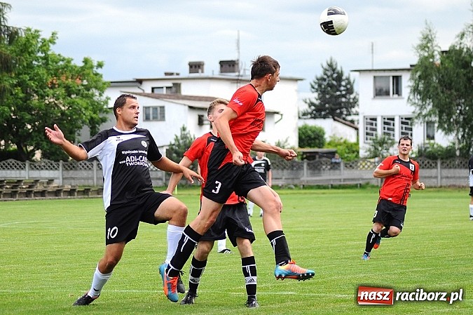 Zdjęcie w galerii na portalu naszraciborz.pl: Hat-trick Ekierta nie wystarczył. Tworków w klasie okręgowej wiadomości z regionu
