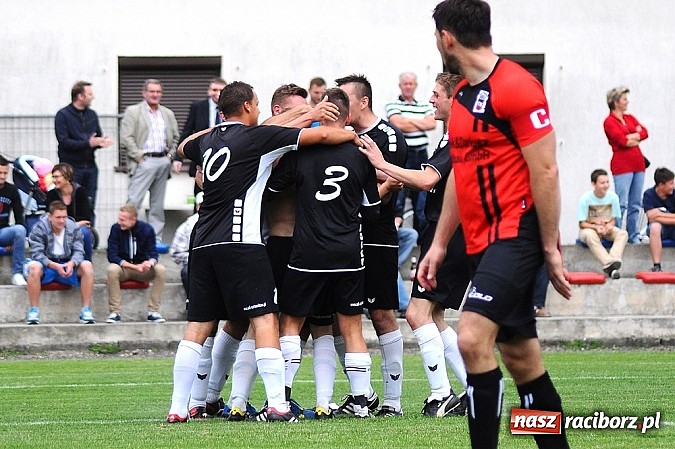 Zdjęcie w galerii na portalu naszraciborz.pl: Hat-trick Ekierta nie wystarczył. Tworków w klasie okręgowej wiadomości z regionu