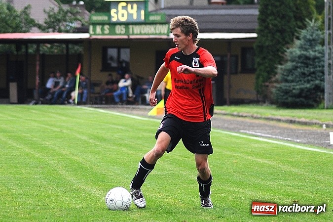 Zdjęcie w galerii na portalu naszraciborz.pl: Hat-trick Ekierta nie wystarczył. Tworków w klasie okręgowej wiadomości z regionu