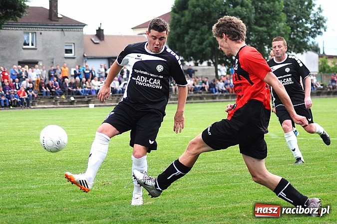 Zdjęcie w galerii na portalu naszraciborz.pl: Hat-trick Ekierta nie wystarczył. Tworków w klasie okręgowej wiadomości z regionu