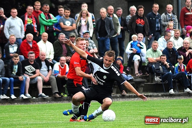 Zdjęcie w galerii na portalu naszraciborz.pl: Hat-trick Ekierta nie wystarczył. Tworków w klasie okręgowej wiadomości z regionu