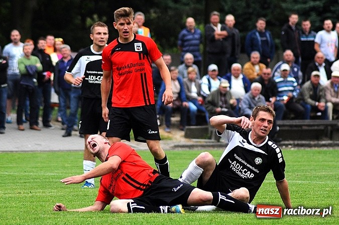 Zdjęcie w galerii na portalu naszraciborz.pl: Hat-trick Ekierta nie wystarczył. Tworków w klasie okręgowej wiadomości z regionu