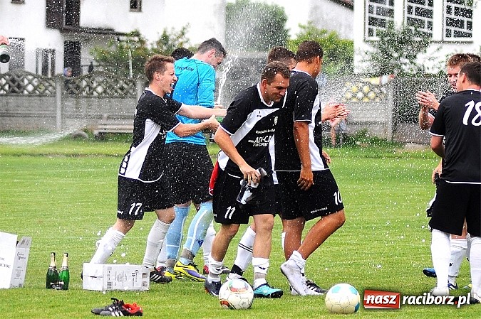 Zdjęcie w galerii na portalu naszraciborz.pl: Hat-trick Ekierta nie wystarczył. Tworków w klasie okręgowej wiadomości z regionu