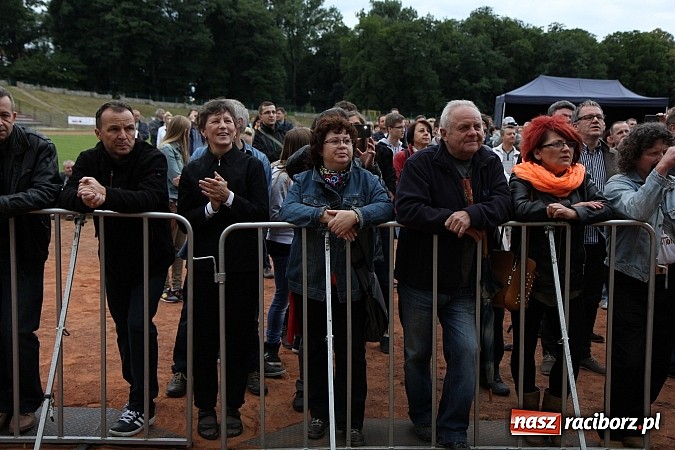 Zdjęcie w galerii na portalu naszraciborz.pl: Dni Raciborza 2014: Wyjątkowa muzyczna podróż w czasie z Electric Light Orchestra Classic wiadomości z regionu