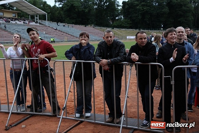 Zdjęcie w galerii na portalu naszraciborz.pl: Dni Raciborza 2014: Wyjątkowa muzyczna podróż w czasie z Electric Light Orchestra Classic wiadomości z regionu