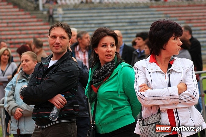 Zdjęcie w galerii na portalu naszraciborz.pl: Dni Raciborza 2014: Wyjątkowa muzyczna podróż w czasie z Electric Light Orchestra Classic wiadomości z regionu