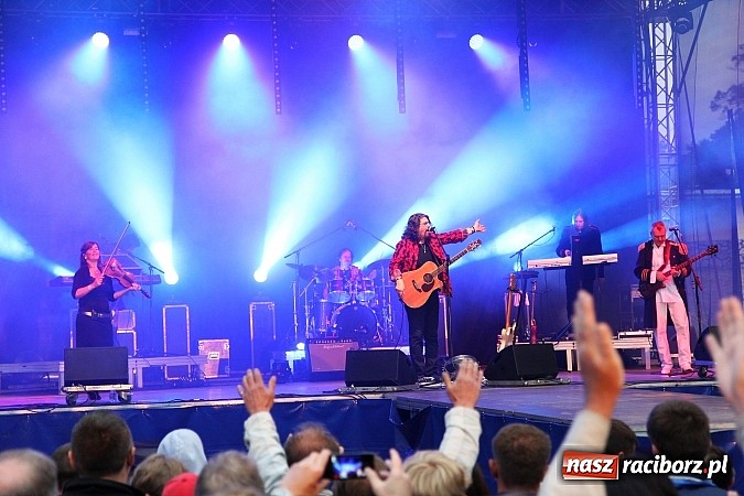 Zdjęcie w galerii na portalu naszraciborz.pl: Dni Raciborza 2014: Wyjątkowa muzyczna podróż w czasie z Electric Light Orchestra Classic wiadomości z regionu