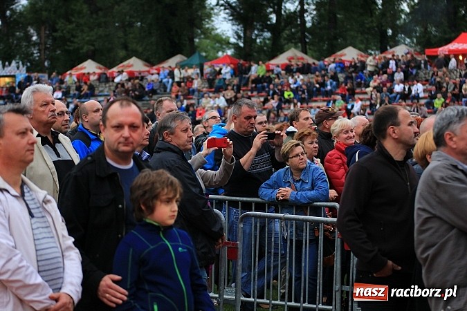 Zdjęcie w galerii na portalu naszraciborz.pl: Dni Raciborza 2014: Wyjątkowa muzyczna podróż w czasie z Electric Light Orchestra Classic wiadomości z regionu