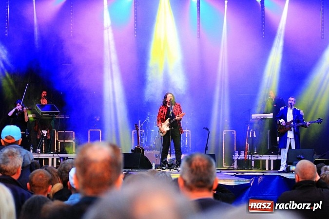 Zdjęcie w galerii na portalu naszraciborz.pl: Dni Raciborza 2014: Wyjątkowa muzyczna podróż w czasie z Electric Light Orchestra Classic wiadomości z regionu
