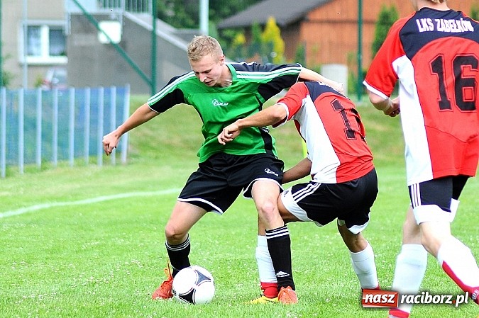 Zdjęcie w galerii na portalu naszraciborz.pl: Juniorzy z Zabełkowa najlepszą drużyną w gminie Krzyżanowice wiadomości z regionu