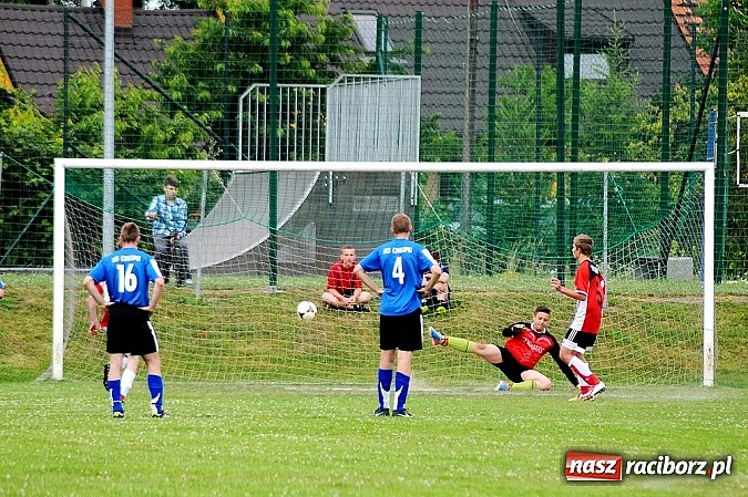 Zdjęcie w galerii na portalu naszraciborz.pl: Juniorzy z Zabełkowa najlepszą drużyną w gminie Krzyżanowice wiadomości z regionu