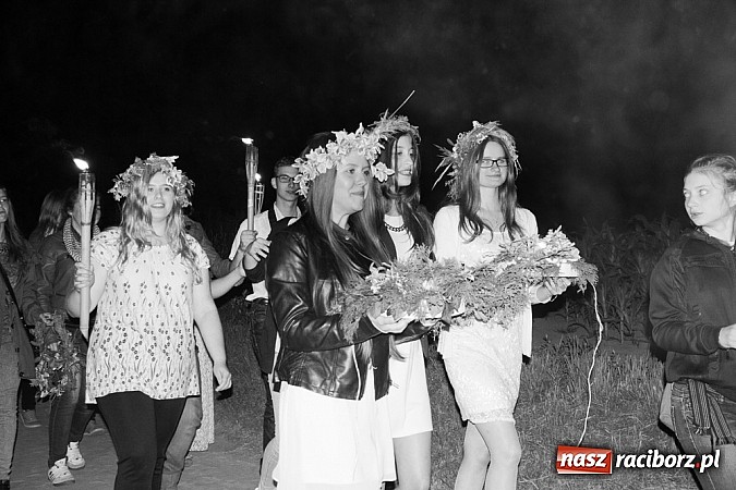Zdjęcie w galerii na portalu naszraciborz.pl: Noc Świętojańska w Kornicach  wiadomości z regionu