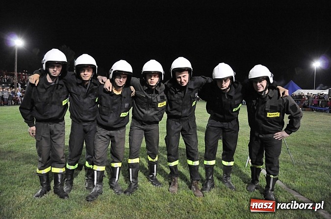 Zdjęcie w galerii na portalu naszraciborz.pl: Nocne zawody strażackie - Bolesław 2015 wiadomości z regionu