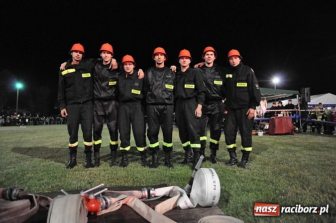 Zdjęcie w galerii na portalu naszraciborz.pl: Nocne zawody strażackie - Bolesław 2015 wiadomości z regionu