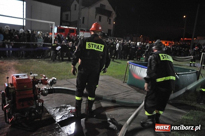 Zdjęcie w galerii na portalu naszraciborz.pl: Nocne zawody strażackie - Bolesław 2015 wiadomości z regionu