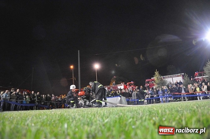 Zdjęcie w galerii na portalu naszraciborz.pl: Nocne zawody strażackie - Bolesław 2015 wiadomości z regionu