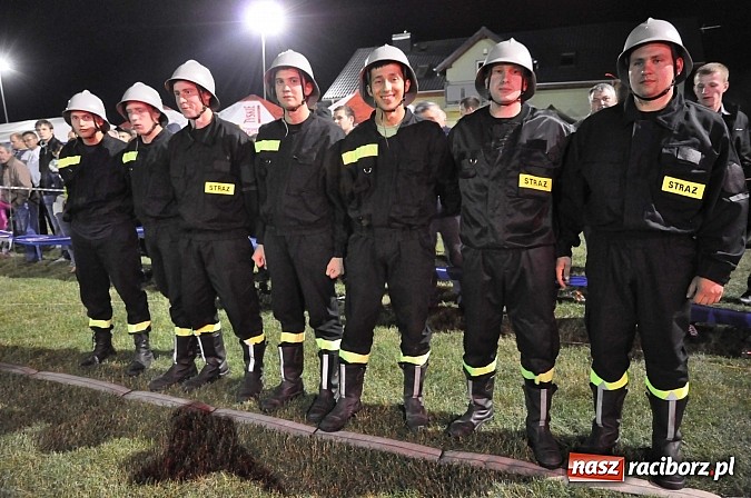 Zdjęcie w galerii na portalu naszraciborz.pl: Nocne zawody strażackie - Bolesław 2015 wiadomości z regionu