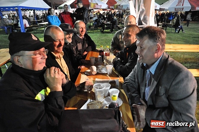 Zdjęcie w galerii na portalu naszraciborz.pl: Nocne zawody strażackie - Bolesław 2015 wiadomości z regionu