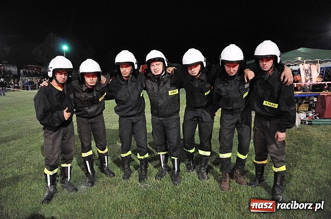 Zdjęcie w galerii na portalu naszraciborz.pl: Nocne zawody strażackie - Bolesław 2015 wiadomości z regionu
