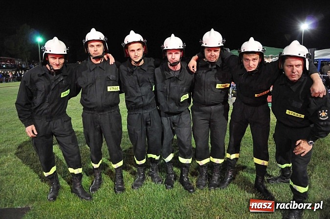Zdjęcie w galerii na portalu naszraciborz.pl: Nocne zawody strażackie - Bolesław 2015 wiadomości z regionu