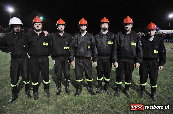 Zdjęcie w galerii na portalu naszraciborz.pl: Nocne zawody strażackie - Bolesław 2015 wiadomości z regionu