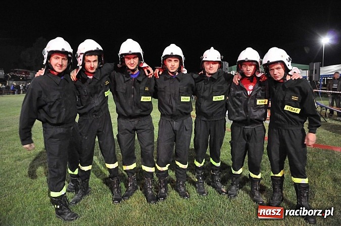 Zdjęcie w galerii na portalu naszraciborz.pl: Nocne zawody strażackie - Bolesław 2015 wiadomości z regionu