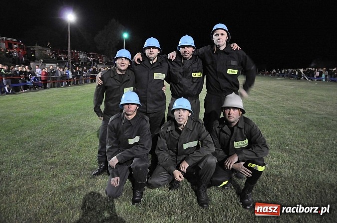 Zdjęcie w galerii na portalu naszraciborz.pl: Nocne zawody strażackie - Bolesław 2015 wiadomości z regionu